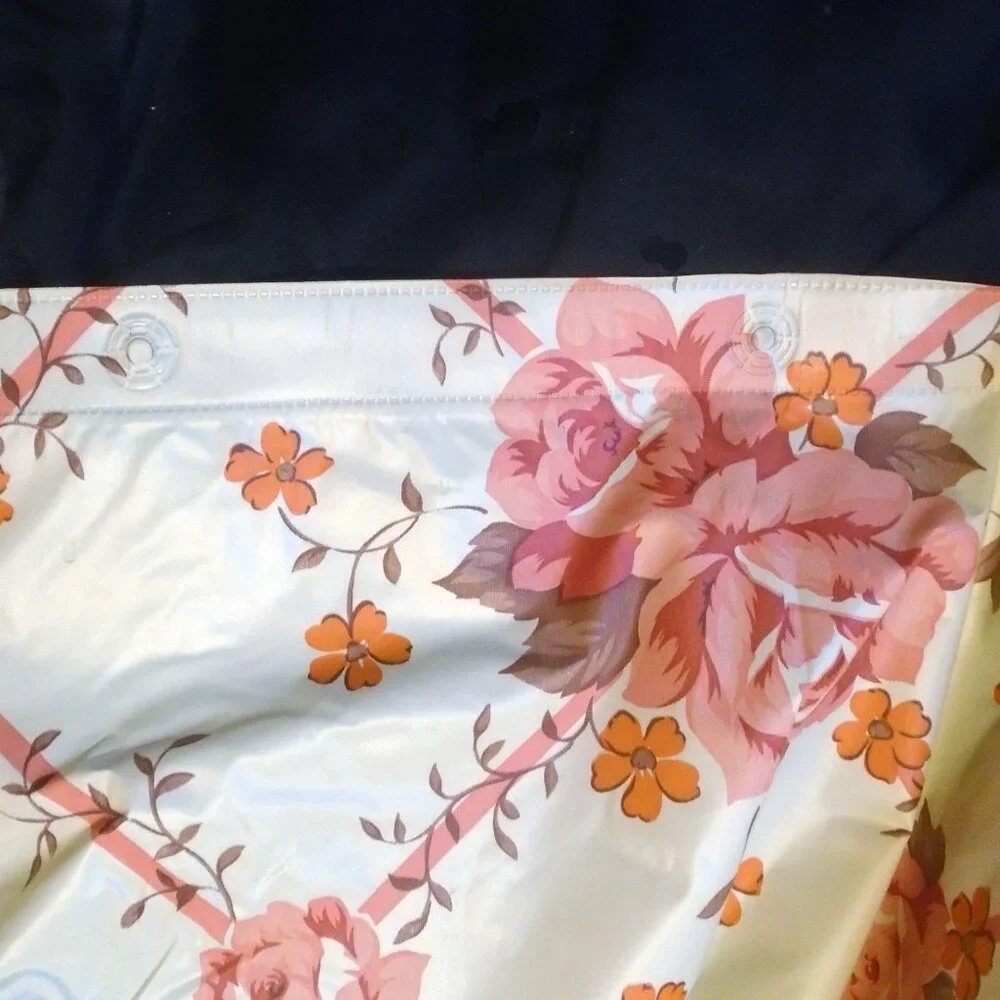 VTG Shower Curtain, Vinyl with Retro Floral